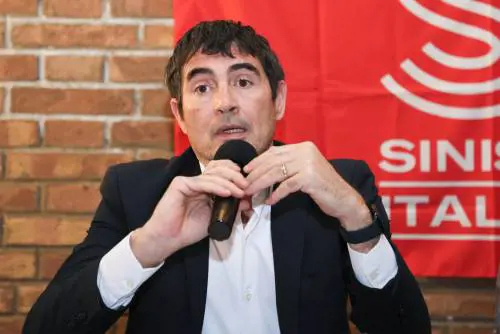 La sinistra vuole vietare il raduno anti-migranti