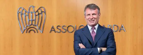 Spada: "Questa tassa è un grave errore". Guidesi: "Pesanti ricadute sulla Lombardia"