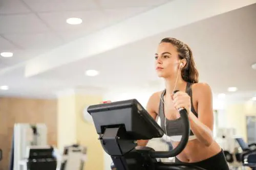 Cosa mangiare e i cibi da evitare prima di andare in palestra