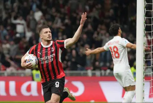 Partenza scellerata e costretto a inseguire: il Milan pareggia con la Fiorentina