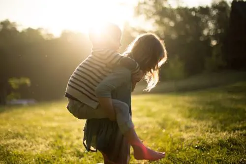 Perché non ricordiamo la nostra infanzia? C'è un motivo