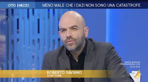 La sparata di Saviano su Meloni, compra Usa compra e Totti: quindi, oggi...