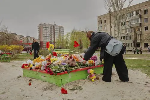 Missili e melina, la Russia allontana la pace