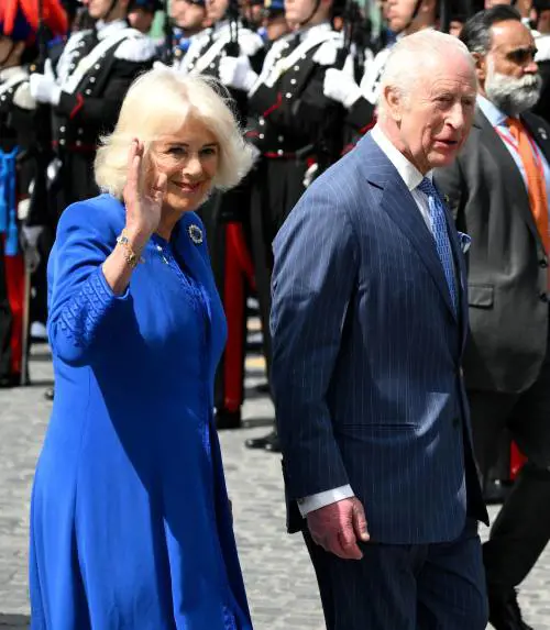 Il linguaggio segreto di Camilla: cosa dicono i suoi abiti