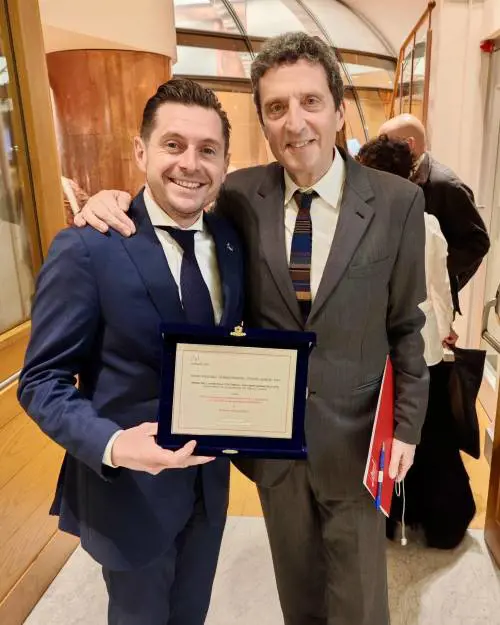 Al sindaco di Ascoli Piceno il premio nazionale "Amministrazione, cittadini e imprese"