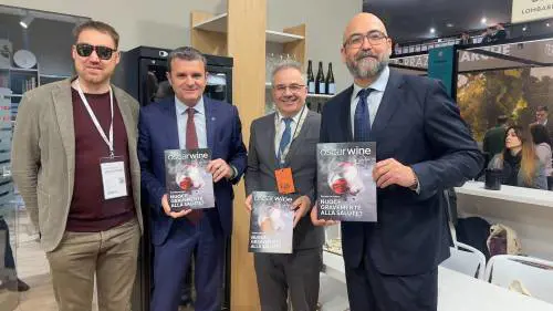 Il vino italiano sotto attacco