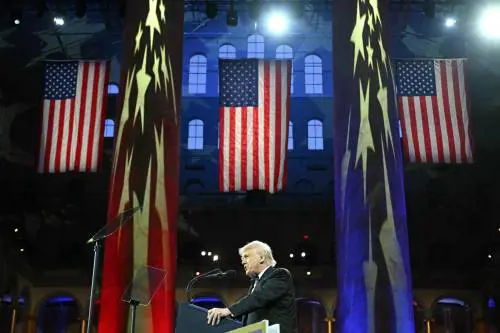 La resa di Donald al pressing realista. Decisiva l'asta choc sui titoli di Stato