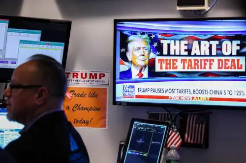 Minimi per il dollaro e i titoli del Tesoro. Wall Street urla: "Siamo in recessione"