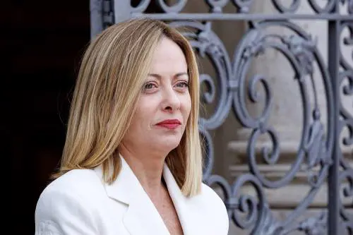 Le carte di Giorgia per l'ok degli Usa: più acquisti di gas e armi americane
