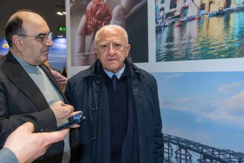 Mossa di De Luca: sue liste civiche per svuotare il Pd