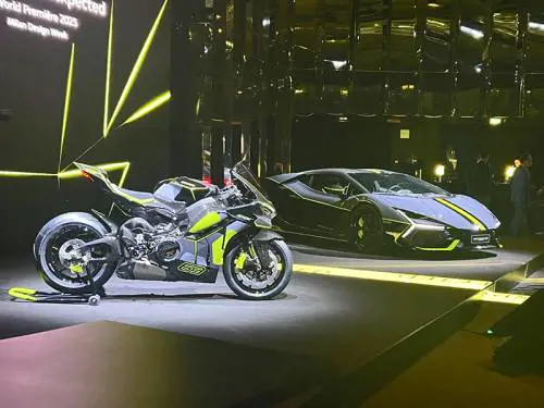 Ducati Panigale V4 Lamborghini: potenza, stile ed esclusività