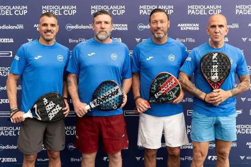 Padel: la Lazio vince il 'derby prima del derby' dei grandi calciatori