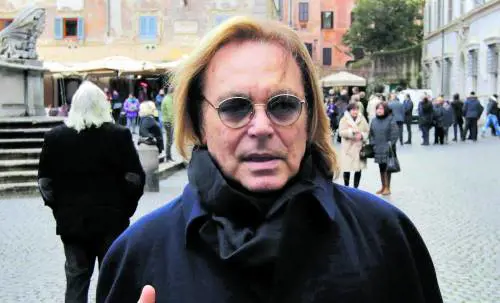 "Spero tutto si possa risolvere bene al più prestò...". Il messaggio di Leopoldo Mastelloni colpito da un ictus