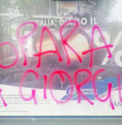 Antagonisti senza vergogna. "Provocati dai poliziotti"