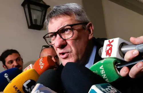 Landini si "converte" in nome del Papa