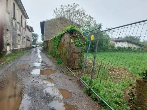 La 14enne di Busto tradita dal sogno di un'amicizia: le chat, la dolcezza e poi la trappola