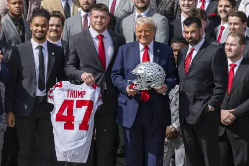 Zero dazi, no di Trump all'Ue. "Restano su auto e industria"