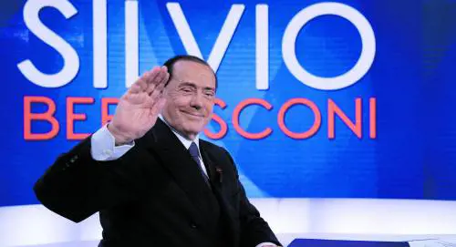 Scalo intitolato a Berlusconi. Regione al Tar contro i ricorsi