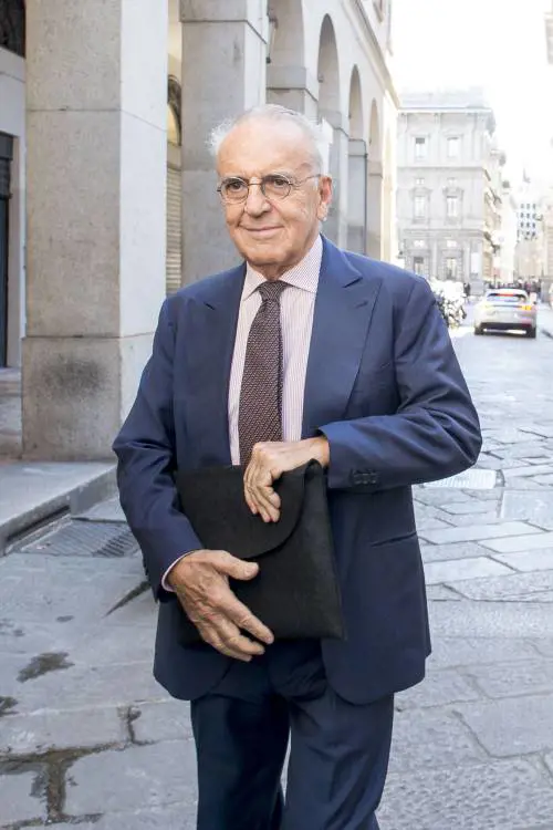 Vita e segreti di Micheli, mosca bianca della finanza