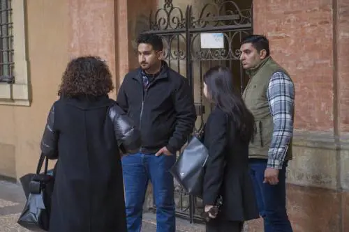 I cugini di Saman, nel cortile della Corte di appello di Bologna