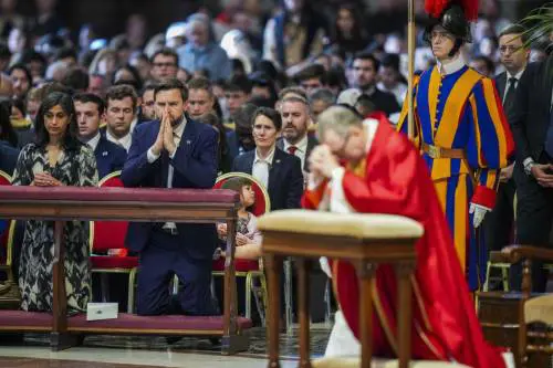 "JD", il fervente cattolico tra diplomazia e fede. "Roma innalza lo spirito"