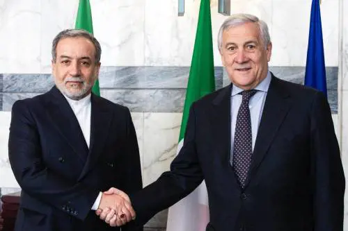 Iran-Usa, prove di dialogo sul nucleare