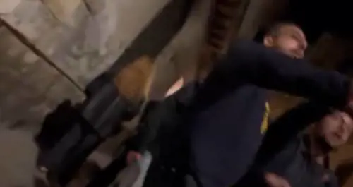 "Fascisti di m...". Esponenti  di FdI e Gioventù nazionale aggrediti in strada