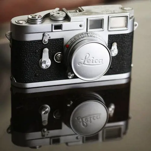 Hai una di queste vecchie macchine fotografiche? Possono valere una fortuna