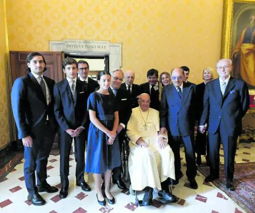 Quel dito puntato. "Io la conosco. Abbiamo molti pensieri in comune"