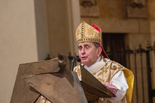 Delpini: "Non so se tutti i milanesi l'hanno amato". Oggi in Duomo celebra la Messa di suffragio