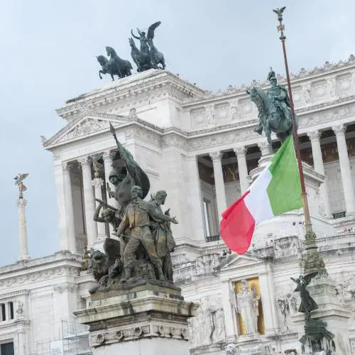 Cinque giorni di lutto nazionale per il Papa: ecco cos'è e cosa comporta