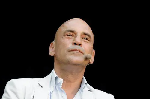 Bruno Guerri alla "Parnassos" come già fu per D'Annunzio