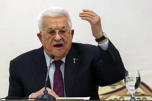"Soldati figli di cani liberate gli ostaggi". L'ira di Abu Mazen contro Hamas