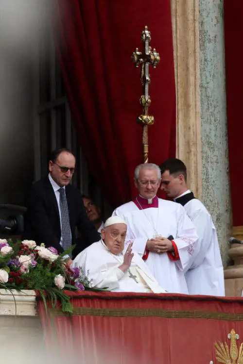 Bergoglio come Giorgio VI, fiducia cieca in chi lo curava nell'ombra