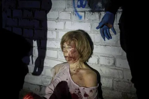 La strage di Mosca a Kiev: 12 civili uccisi e 100 feriti