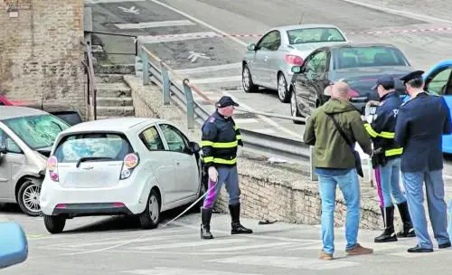 Auto sul corteo a Lanciano: un morto e due feriti