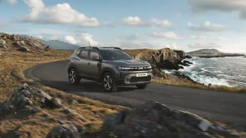 Dacia Duster, tecnologia e funzionalità smart senza rinunciare al "value for money"