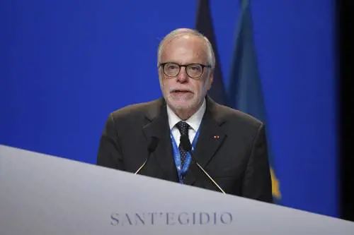 "Serve un Papa che parli al popolo". La comunità di S.Egidio sta con Zuppi
