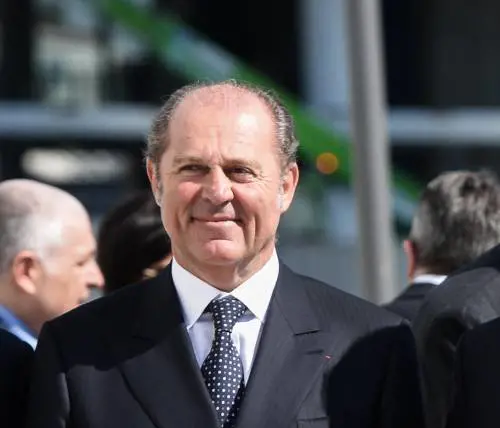 Generali si allinea a Mediobanca