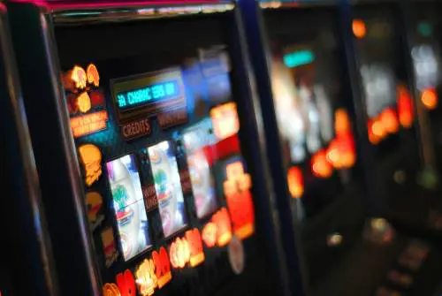 Gioco d'azzardo, i lombardi hanno perso 3,8 miliardi
