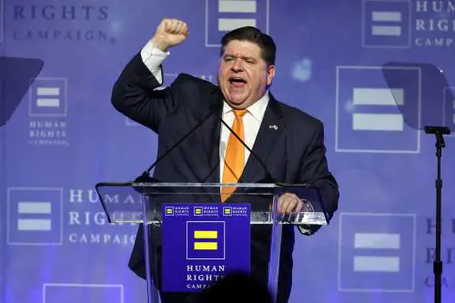 Il miliardario anti-Trump nuova stella dei dem: così JB Pritzker può insidiare il tycoon