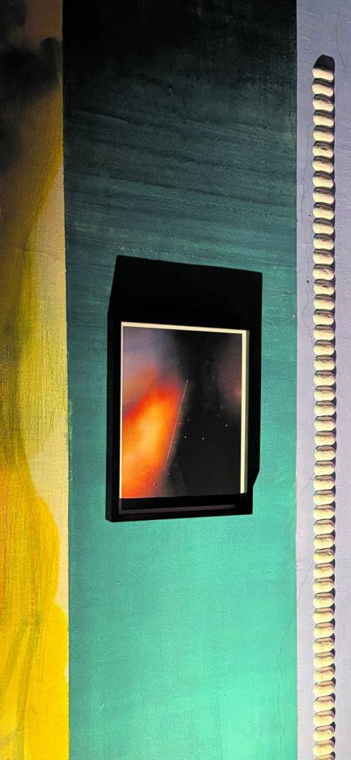 L'anima della polaroid, pastelli e ritratti. Tre mostre senza stop