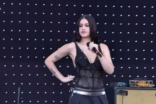 Gaia al Concertone, scoppia la polemica per l'autotune. Cosa è successo