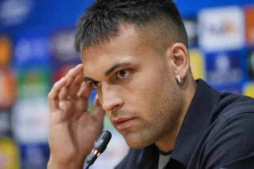 "Valutato giorno per giorno": Lautaro Martinez rischia di saltare il Barcellona