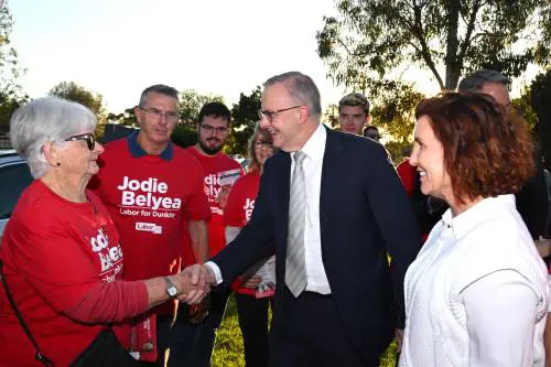Dopo il Canada anche l'Australia vota contro Trump: la premier laburista verso la conferma