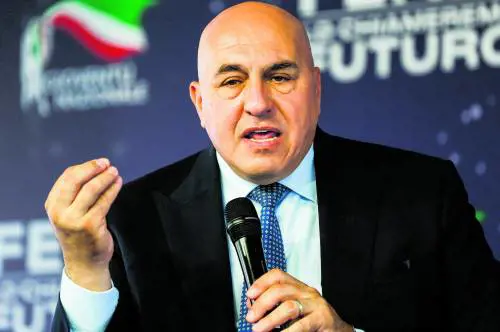 "I tempi sono cambiati, anche la Nato cambi. L'Onu? Non conta"
