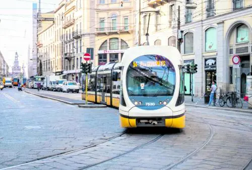 Da domani al 14 settembre 9 linee deviate. Ecco come cambiano i percorsi dei tram