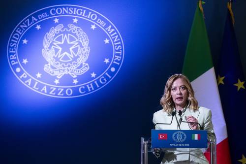 Un altro elogio della Germania: "Meloni ha smentito tutti i suoi critici"