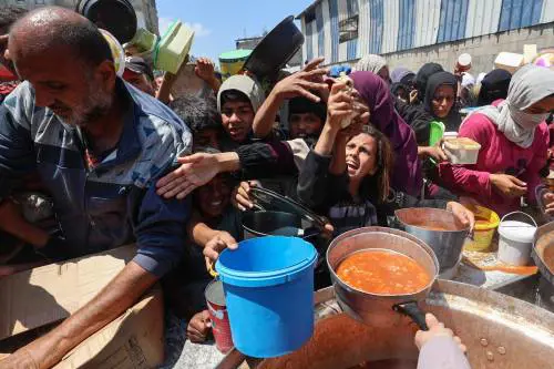 "Occuperemo Gaza a lungo". Ma è scontro Netanyahu-Idf