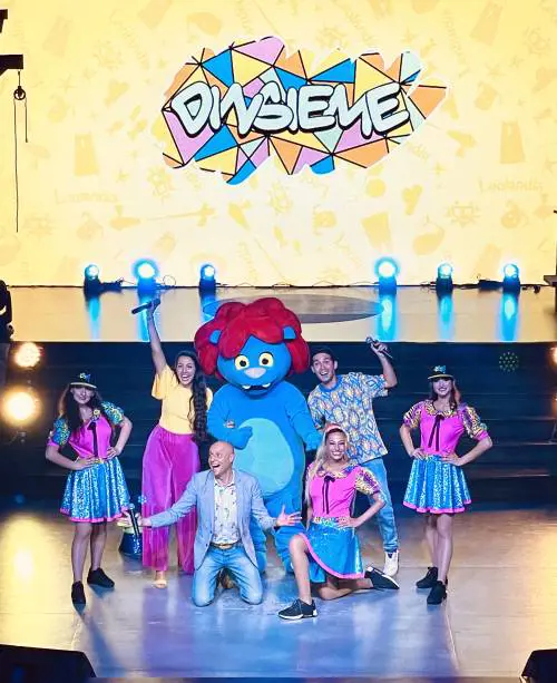 A Leolandia la "Supermegafesta" dei DinsiemE per celebrare la mamma